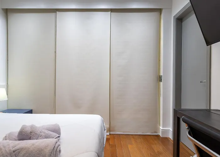Apt Charmoso Completo Com Ar Condicionado No Leblon Rio de Janeiro
