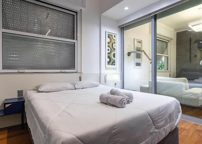 Apt Charmoso Completo Com Ar Condicionado No Leblon Rio de Janeiro